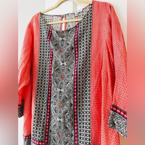 Rose & Olive Red and Black Tunic Top - Picture 9 of 11